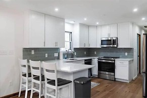 Cozy and Comfy with Lake Access