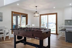 Cozy and Comfy with Lake Access