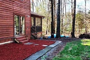 Cozy and Comfy with Lake Access