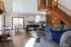 Cozy and Comfy with Lake Access