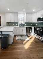 Cozy and Comfy with Lake Access