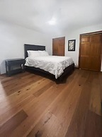 Cozy and Comfy with Lake Access