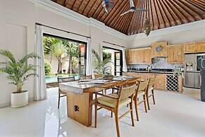 Sombra Villa by Kozystay - Sanur