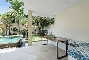 Sombra Villa by Kozystay - Sanur