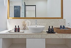 Sombra Villa by Kozystay - Sanur