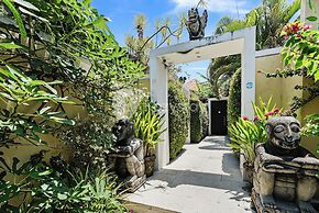 Sombra Villa by Kozystay - Sanur