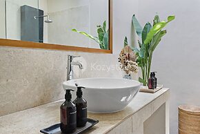 Sombra Villa by Kozystay - Sanur