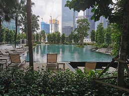 AGILE Infinity Suites TRX By AR