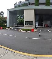 AGILE Infinity Suites TRX By AR