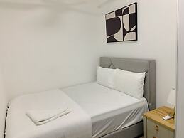 AGILE Infinity Suites TRX By AR