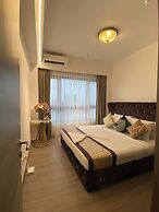 AGILE Infinity Suites TRX By AR