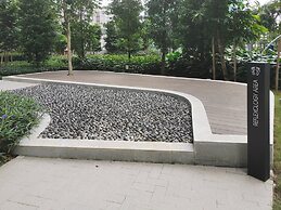 AGILE Infinity Suites TRX By AR