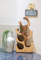 Cityside Hideaway Pool - Workstation - Markets