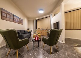 Trikala Mall Suites !