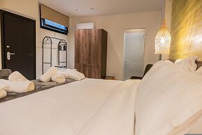 Trikala Mall Suites !