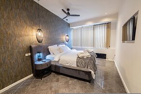 Trikala Mall Suites !