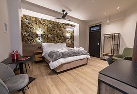 Trikala Mall Suites !