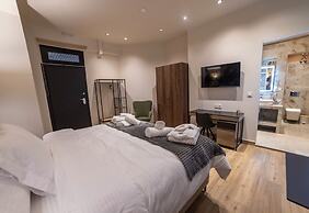 Trikala Mall Suites !