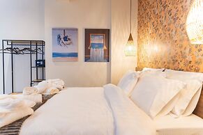 Trikala Mall Suites !