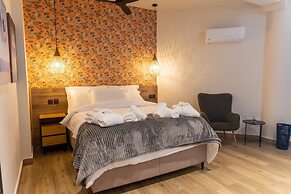 Trikala Mall Suites !