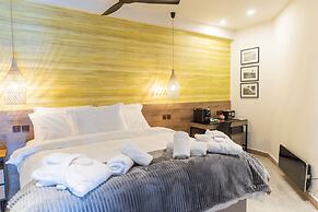 Trikala Mall Suites !