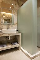 Trikala Mall Suites !