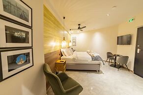 Trikala Mall Suites !