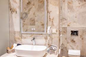 Trikala Mall Suites !