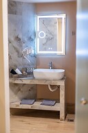 Trikala Mall Suites !