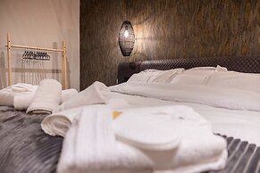 Trikala Mall Suites !