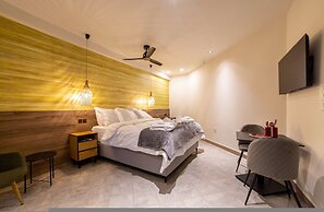 Trikala Mall Suites !