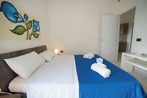 Quadri Pino Near The Sea 4