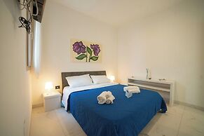 Quadri Pino Near The Sea 4