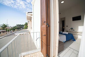 Quadri Pino Near The Sea 4