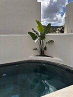 Erthā Suites with private pools