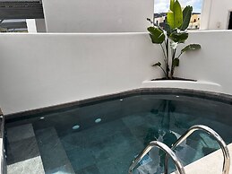 Erthā Suites with private pools