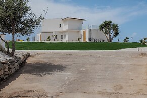 Bellavista Kamarina Resort