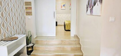 215 West Apartment