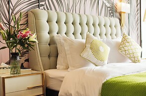 Li River Resort Villa Hotel