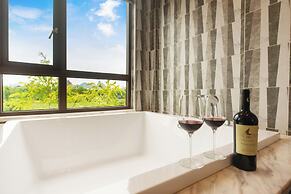 Li River Resort Villa Hotel