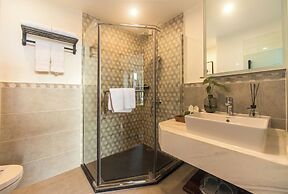 Li River Resort Villa Hotel