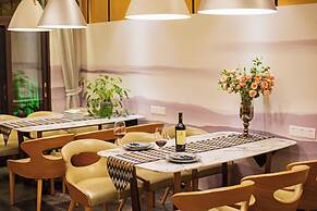 Li River Resort Villa Hotel