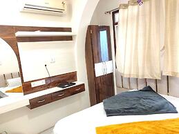 Hotel Aagman Palace - Near Mahakal Temple