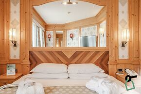 HOTIDAY Room Collection - Campiglio Pradalago