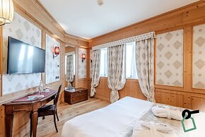 HOTIDAY Room Collection - Campiglio Pradalago