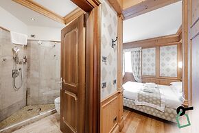HOTIDAY Room Collection - Campiglio Pradalago