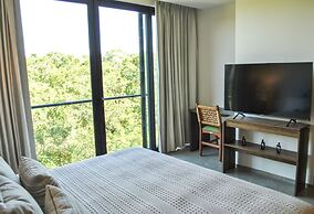 Celestial Penthouse with Private Jacuzzi