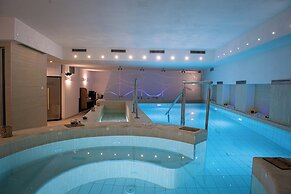 Artemide Fiore Club Suite & Spa