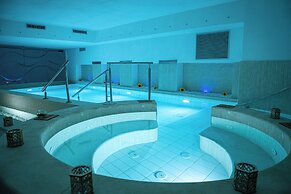 Artemide Fiore Club Suite & Spa