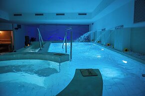 Artemide Fiore Club Suite & Spa